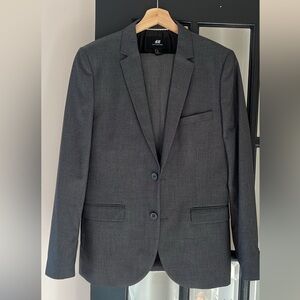 H&M Men's Dark Gray Two-Button Suit Blazer